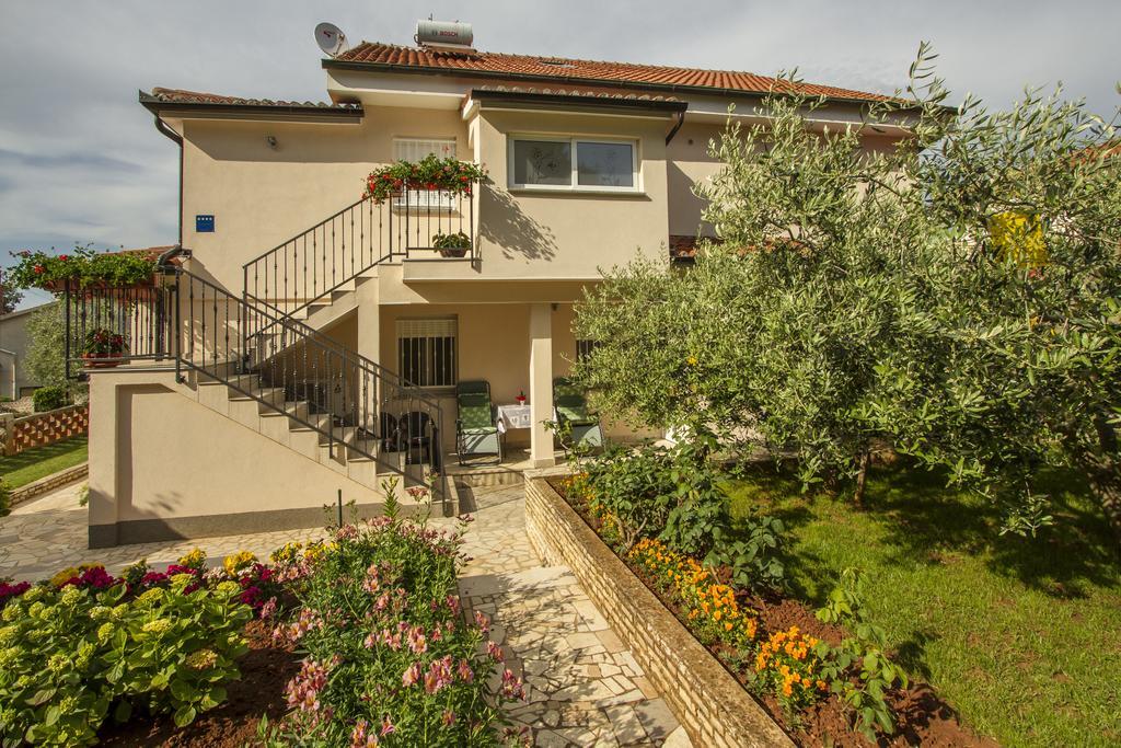 Apartments Hortensia Pula Extérieur photo